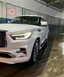 Infiniti QX80